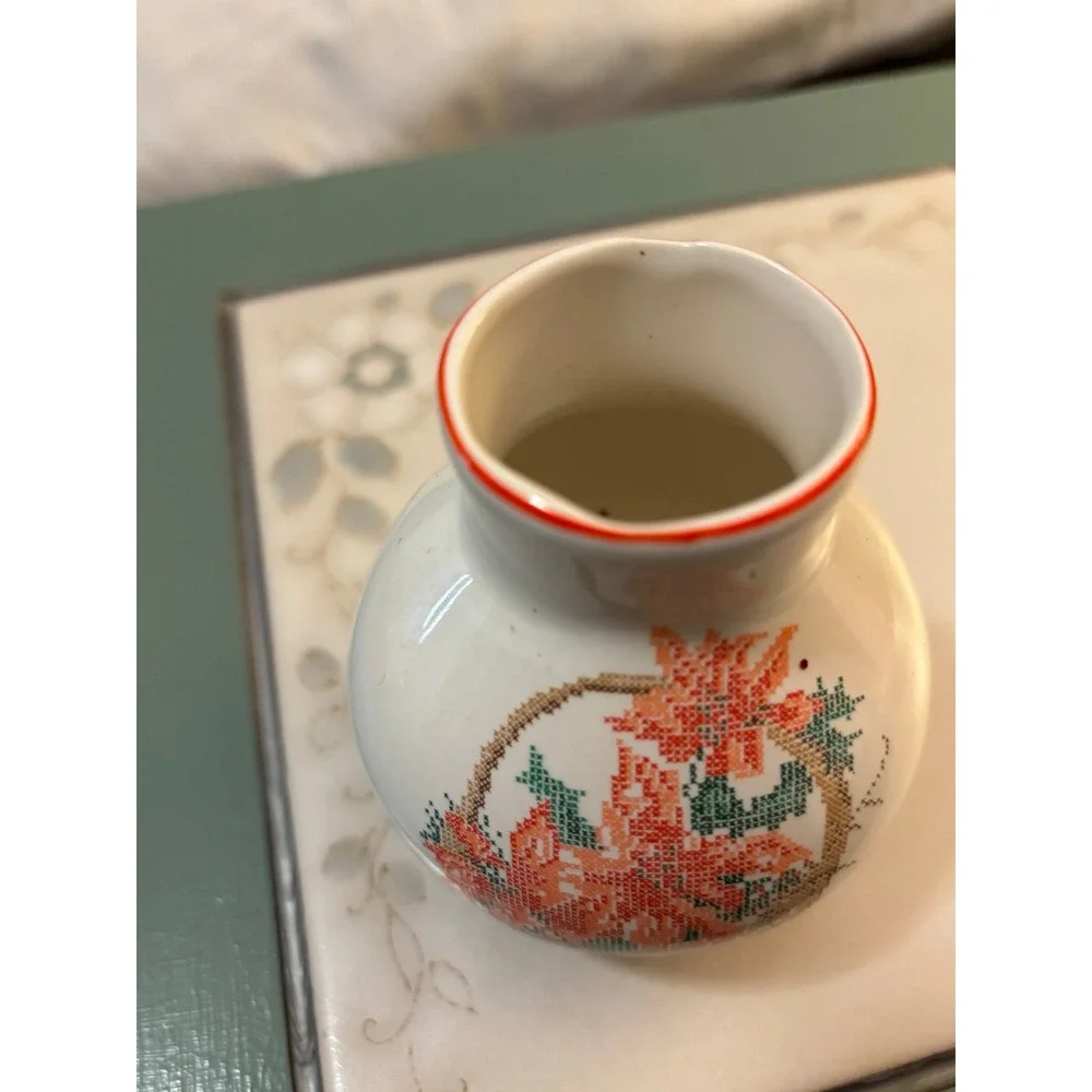 Vintage Charming bud vase with cross-stitch design of flower